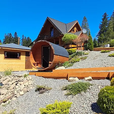 Pod Pilskiem Lodge *