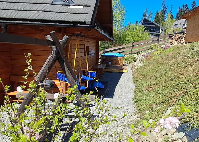 Alojamento de Turismo Selvagem Pod Pilskiem